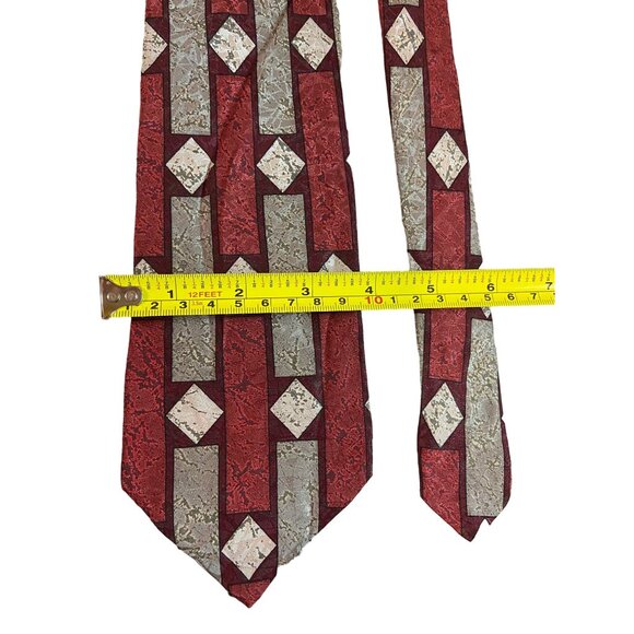 Geoffrey Beene Mens Silk Neck Tie Italy Red Tan White Geometric Work Dad Gift - Picture 3 of 6